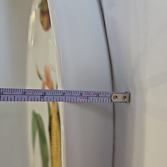 Evesham (white edge) oval casserole dish. - Picture 5 of 7